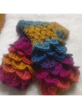 Just In! Handmade Dragon Scale Fingerless Texting Gloves Armwarmers Dark Rainbow